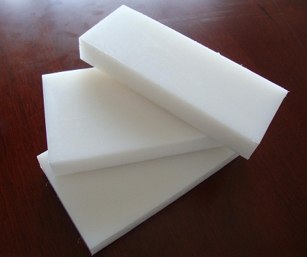 NHỰA PE DẠNG TẤM DÀY