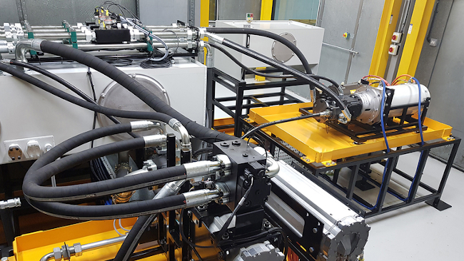 ung dung cua xy lanh thuy luc phan biet xy lanh thuy luc voi xy lanh khi nen